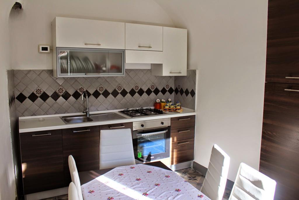 Montegrazie Apartment Imperia Habitación foto