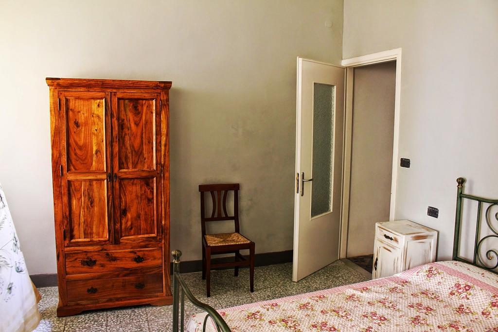 Montegrazie Apartment Imperia Habitación foto